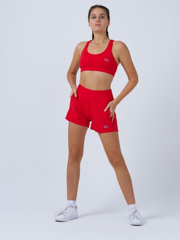 SPORTKIND Regular Workout Pants 'Advantage Shorts mit Ballhalter' in Red: front