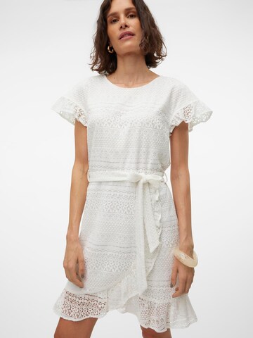VERO MODA Kleid 'VMHONEY' in Weiß