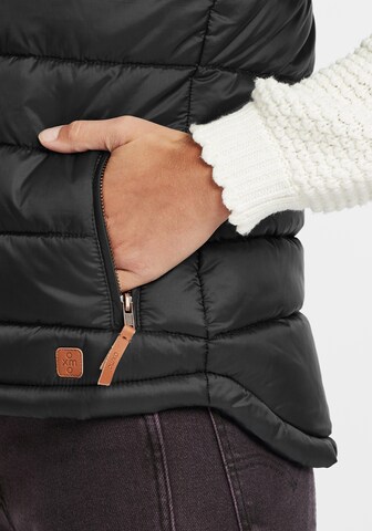 Oxmo Bodywarmer 'Camilla' in Zwart