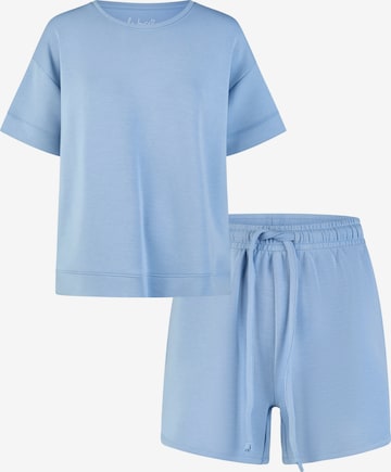 By Louise Pyjama 'Kort' in Blau: Vorderseite