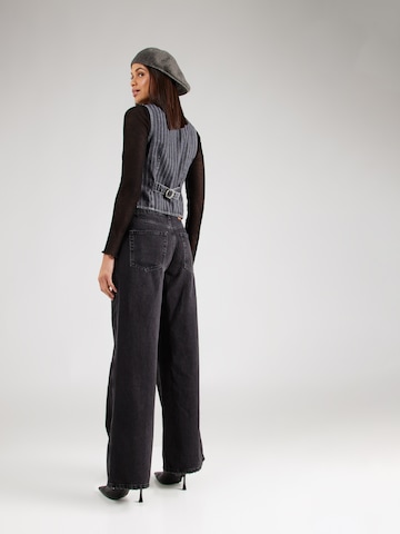 BDG Urban Outfitters Zvonové kalhoty Džíny – černá