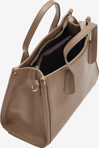 Usha Handbag in Beige