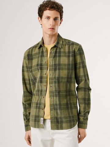 Pepe Jeans Regular fit Button Up Shirt 'Caster' in Green: front