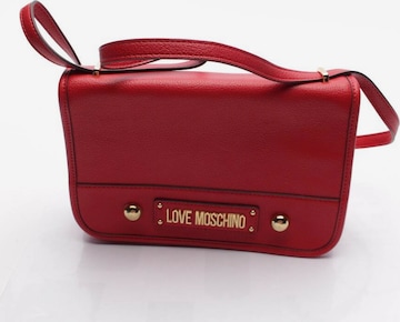 Love Moschino Schultertasche / Umhängetasche One Size in Rot: predná strana