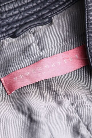 Ventcouvert Jacket & Coat in S in Grey