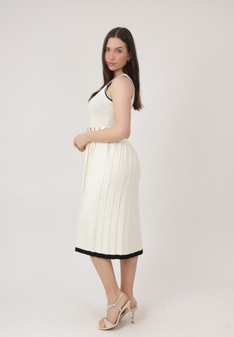 Robe Elara en beige