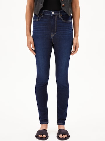 Skinny Jean ARMEDANGELS en bleu : devant