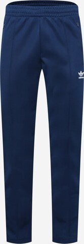 Coupe slim Pantalon 'Adicolor Classics Beckenbauer Primeblue' ADIDAS ORIGINALS en bleu : devant