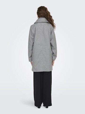 Manteau d’hiver 'HANNAH ' JDY en gris