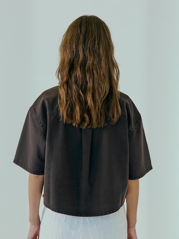 NORR Shirt ' Kenzie ' in Bruin
