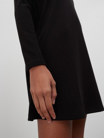 EDITED فستان 'Arlyn' بلون أسود