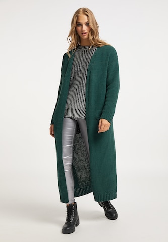 Manteau en tricot myMo ROCKS en vert : devant