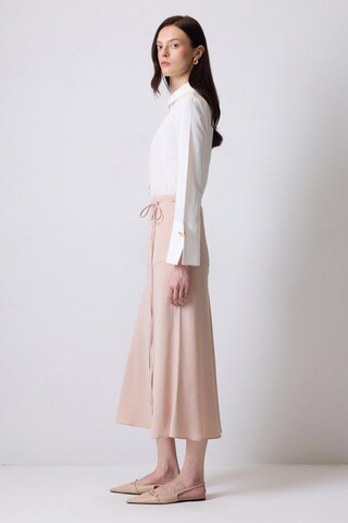 Touche Prive Skirt in Beige: front