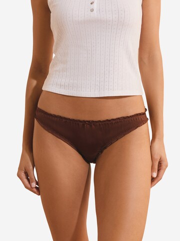 ETAM Slip 'Nora' in Braun: Vorderseite