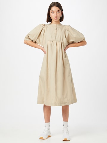 Esmé Studios Sukienka oversize 'Flora' w kolorze beżowy: przód