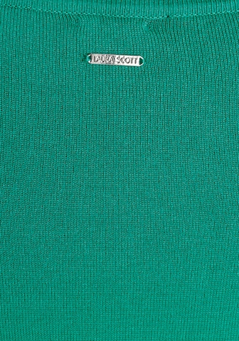 LAURA SCOTT Sweater in Green