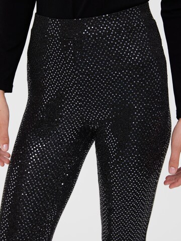 VERO MODA Skinny Bukser 'KALLA' i sort