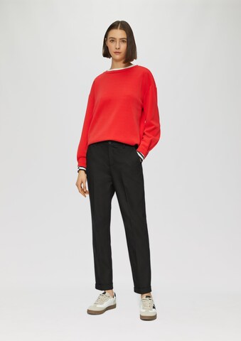 s.Oliver Tapered Pleat-front trousers in Black