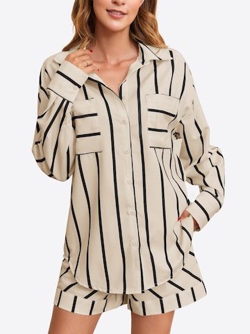 Pantaloni scurți de la Imily Bela pe portocaliu