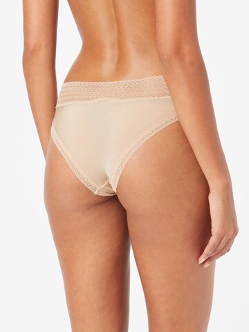 ETAM Slip in Beige