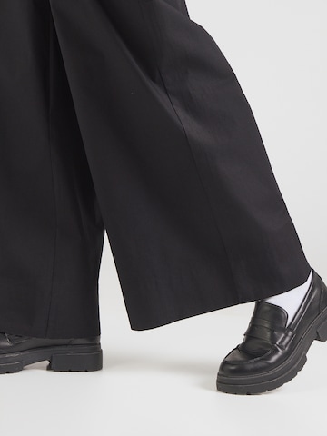 Barbour International Широкий Штаны 'Alexis' в Черный