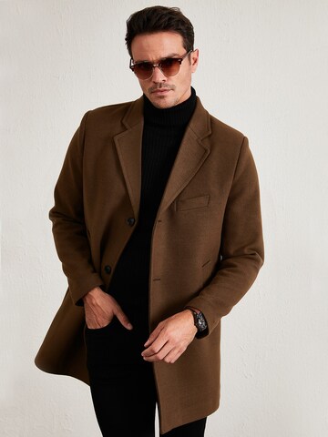 Buratti Winter Coat in Brown: front