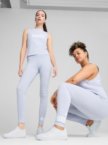 Skinny Pantalon de sport 'ESS No. 1' PUMA en bleu : devant