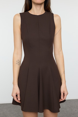 Robe Trendyol en marron