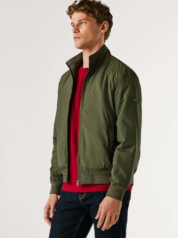 Pepe Jeans Between-Season Jacket 'Saunders' in Green