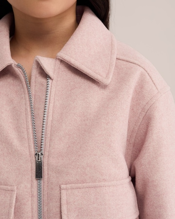 WE Fashion Tussenjas in Roze