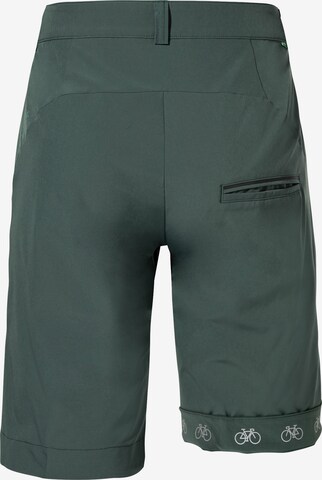 VAUDE Slimfit Sportshorts in Grün