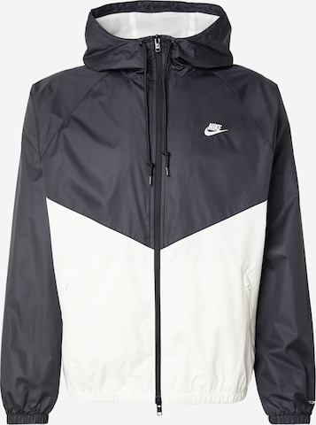 Giacca di mezza stagione di Nike Sportswear in nero: frontale