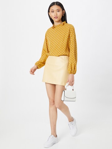 AX Paris Blouse in Yellow