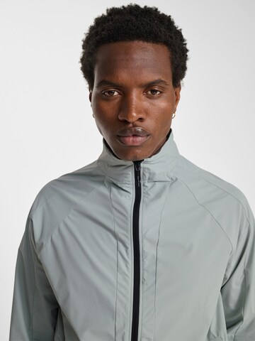 Hummel Sportsweatvest in Grijs