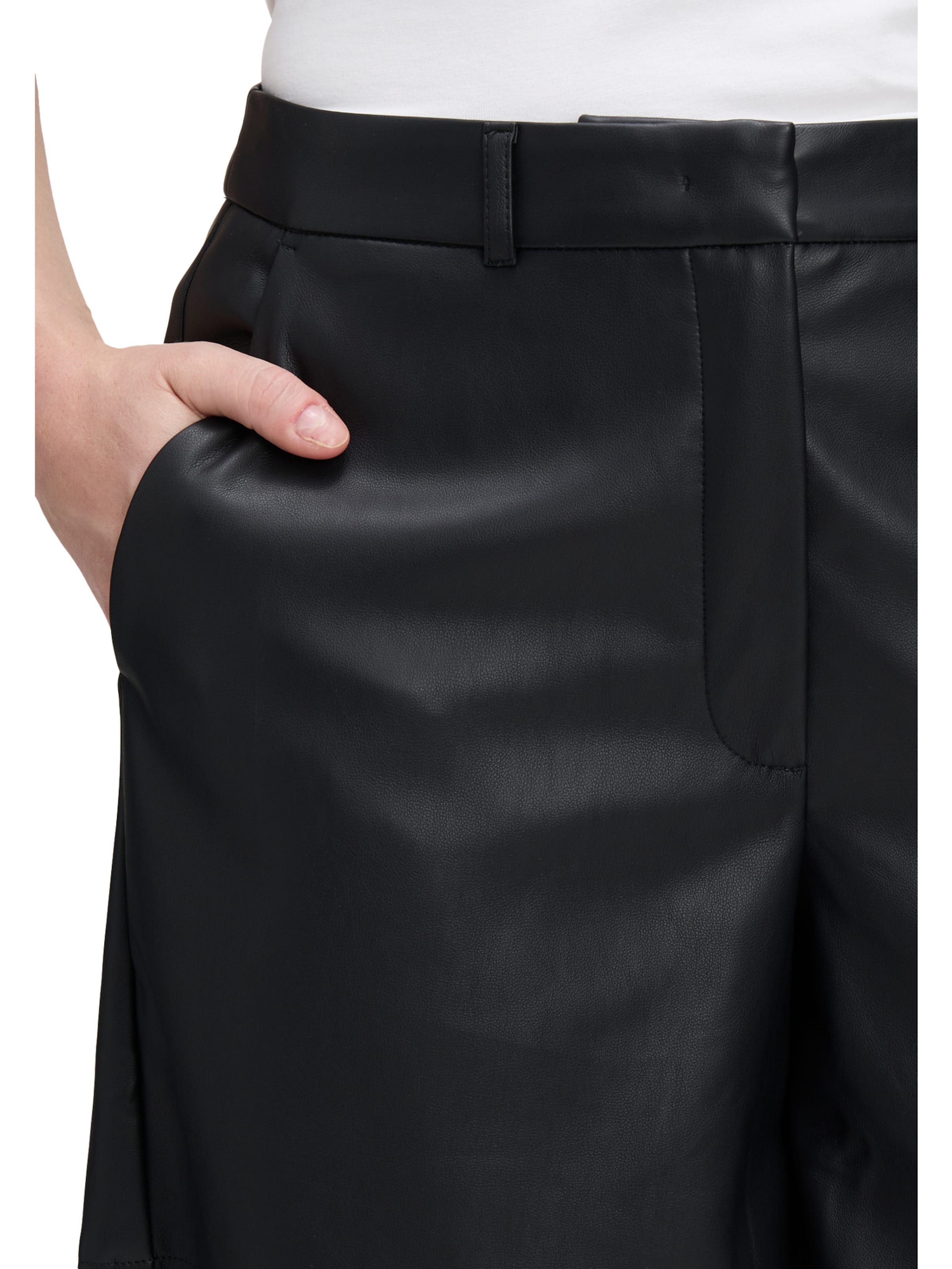 Betty & Co Slim fit Pants in Black