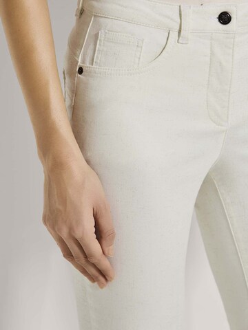 MADELEINE Slimfit Hose in Weiß