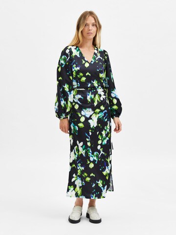 Robe 'Solaia' SELECTED FEMME en noir : devant