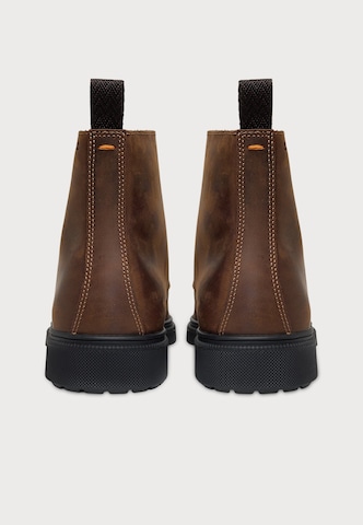 BOSS - Botas con cordones 'Ferling' en marrón: atrás