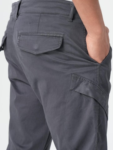 M.O.D MIRACLE OF DENIM Tapered Cargobukser i grå