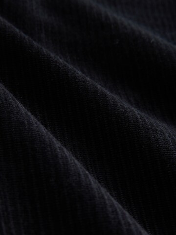 Next Tapered Hose in Schwarz