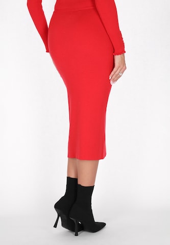 faina Rok in Rood