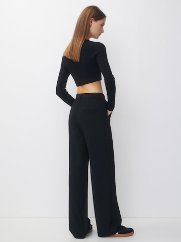 Loosefit Pantalon à pince Pull&Bear en noir