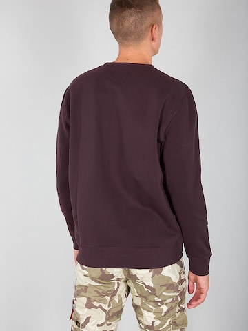 ALPHA INDUSTRIES Sweatshirt in Braun