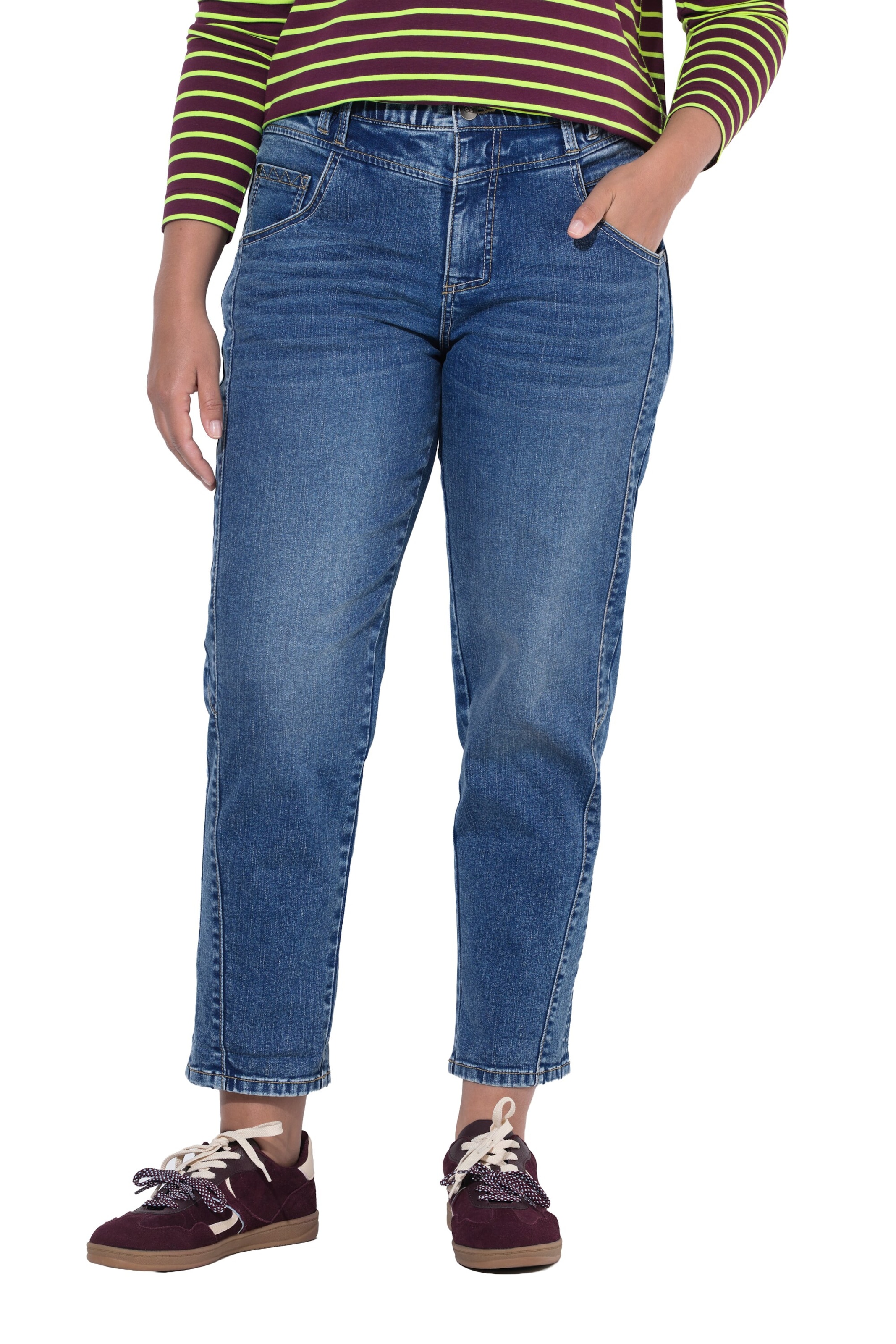 LAURASØN Tapered Jeans in Blauw: voorkant