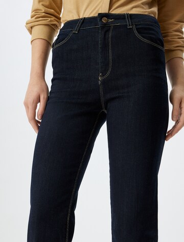 Koton Flared Jeans in Blauw