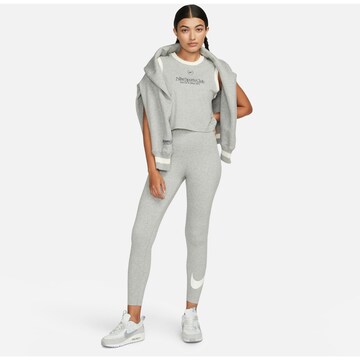 Nike Sportswear Skinny Leggings in Grey