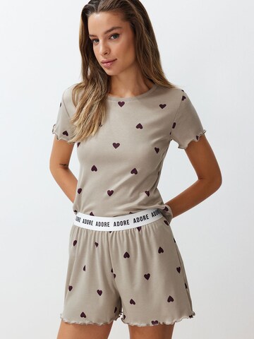 Shorty di Trendyol in verde: frontale