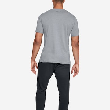 UNDER ARMOUR Funktionsshirt in Grau