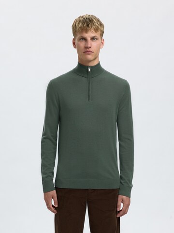 SELECTED Pullover 'SLHTRAY' in Grün: Vorderseite