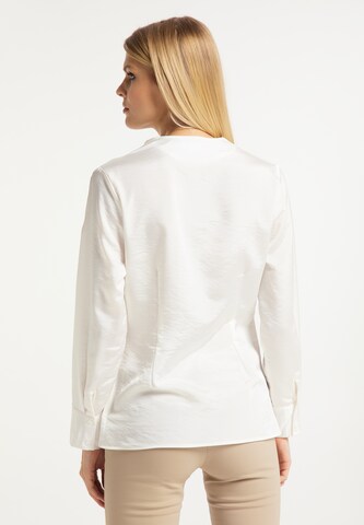 RISA - Blusa en blanco